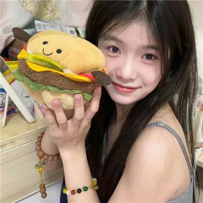 女仆的露天咖啡厅